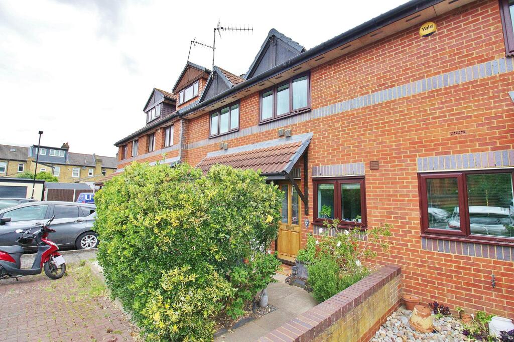 Main image of property: Weavers Close, Isleworth, TW7