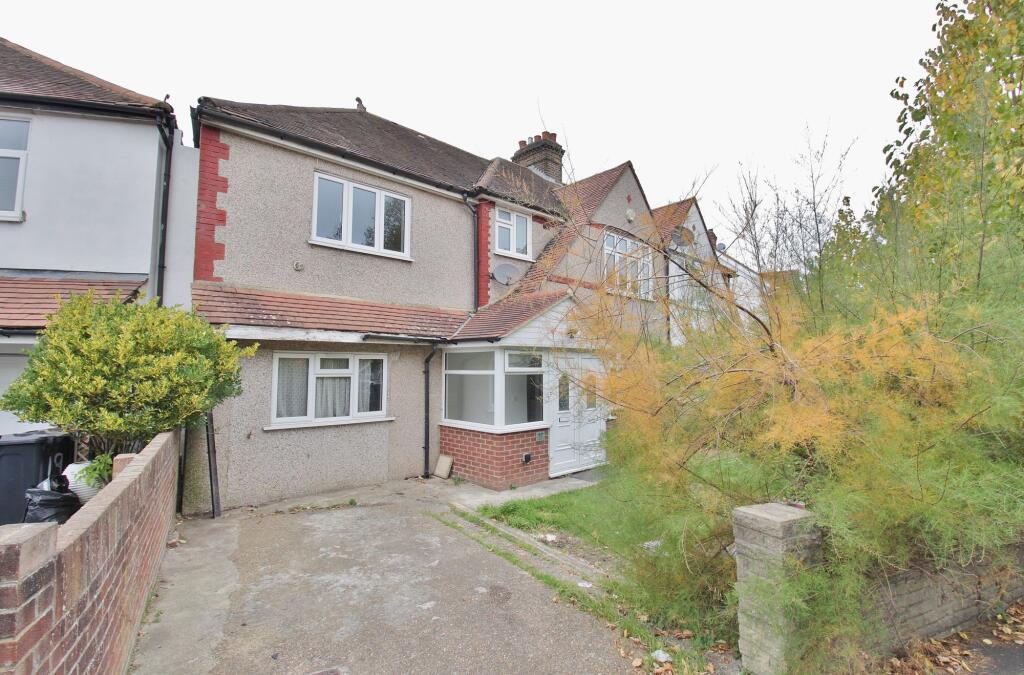 5 bedroom semi-detached house