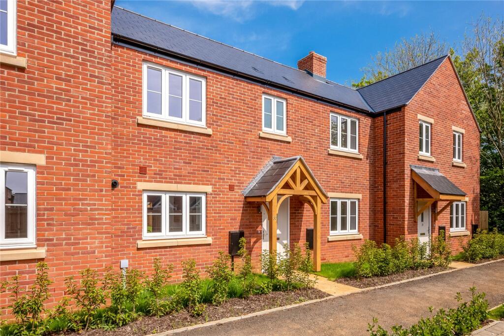 3 Bedroom Terraced House For Sale In Hobart Way, Deddington, Banbury 