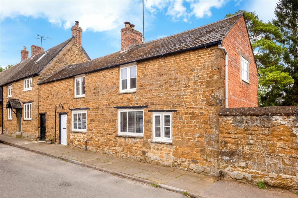 Main image of property: Old Bridge Road, Bloxham, Banbury, Oxfordshire, OX15
