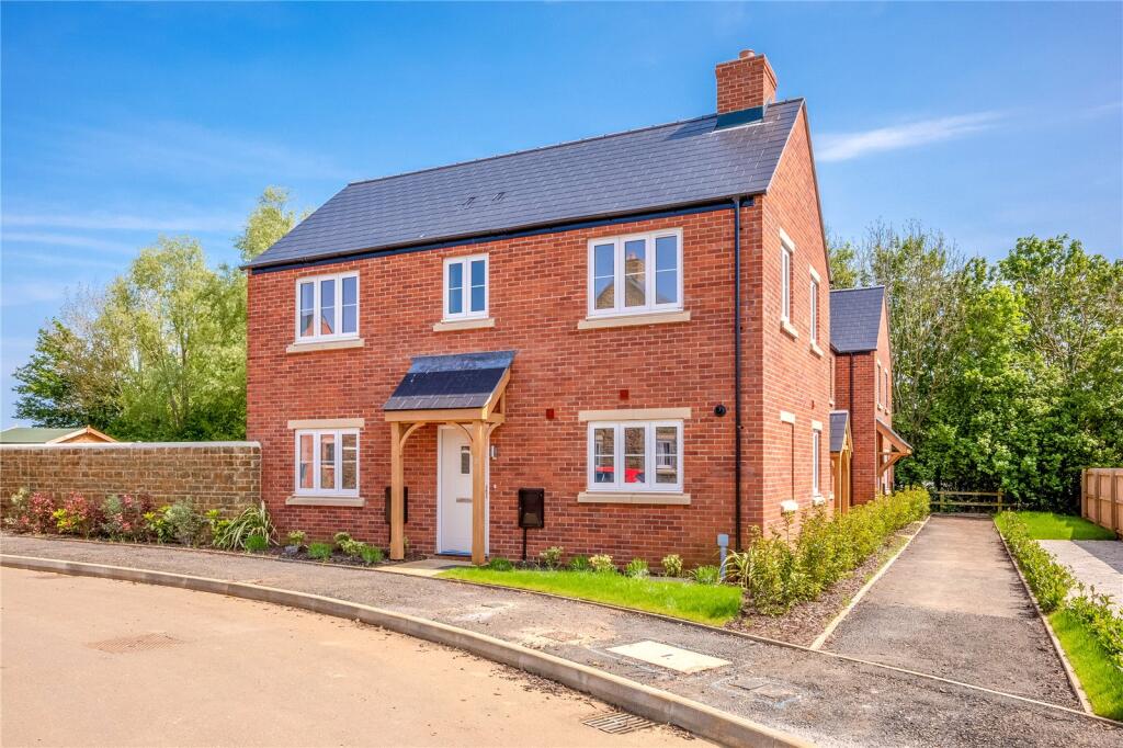 Main image of property: Hobart Way, Hempton Gate, Deddington, Oxfordshire, OX15