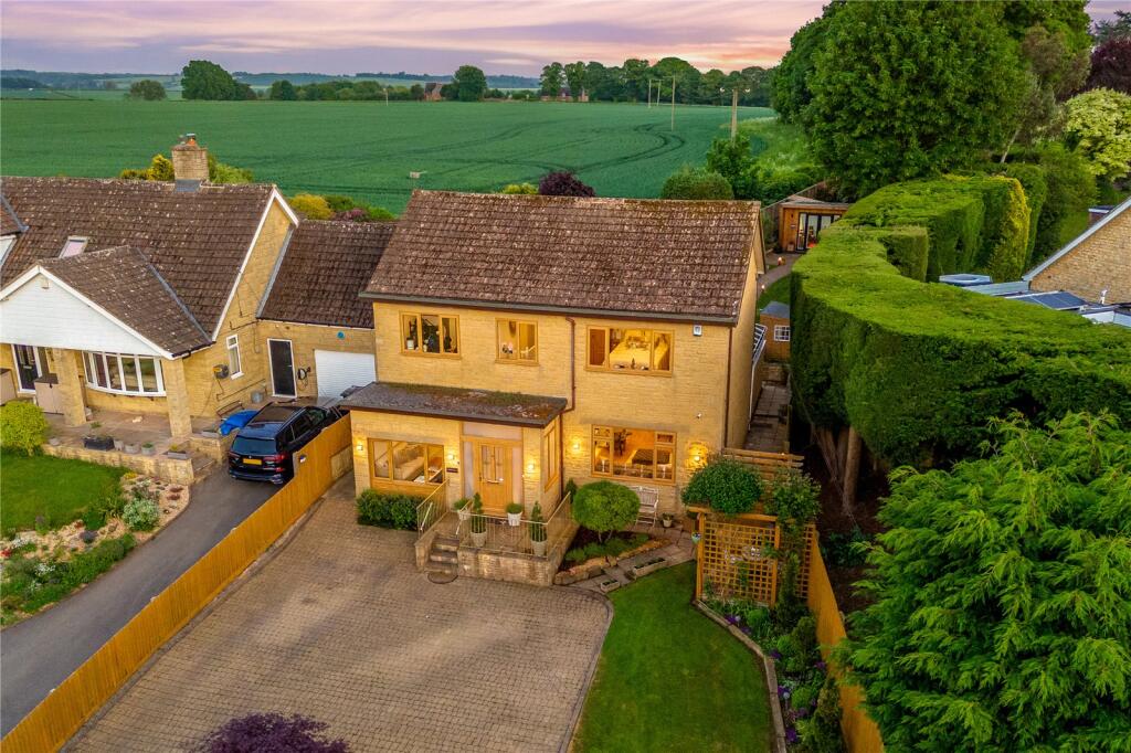 Main image of property: Overthorpe, Banbury, Oxfordshire, OX17