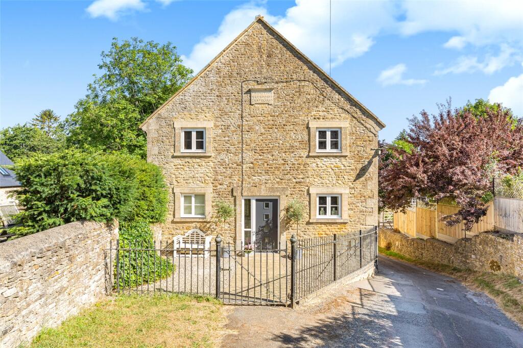 Main image of property: South Street, Middle Barton, Chipping Norton, Oxfordshire, OX7
