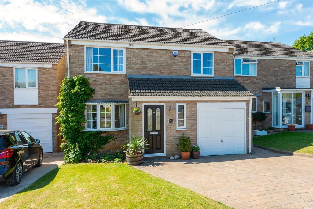 4 bedroom detached house for sale in Wards Crescent, Bodicote, Banbury