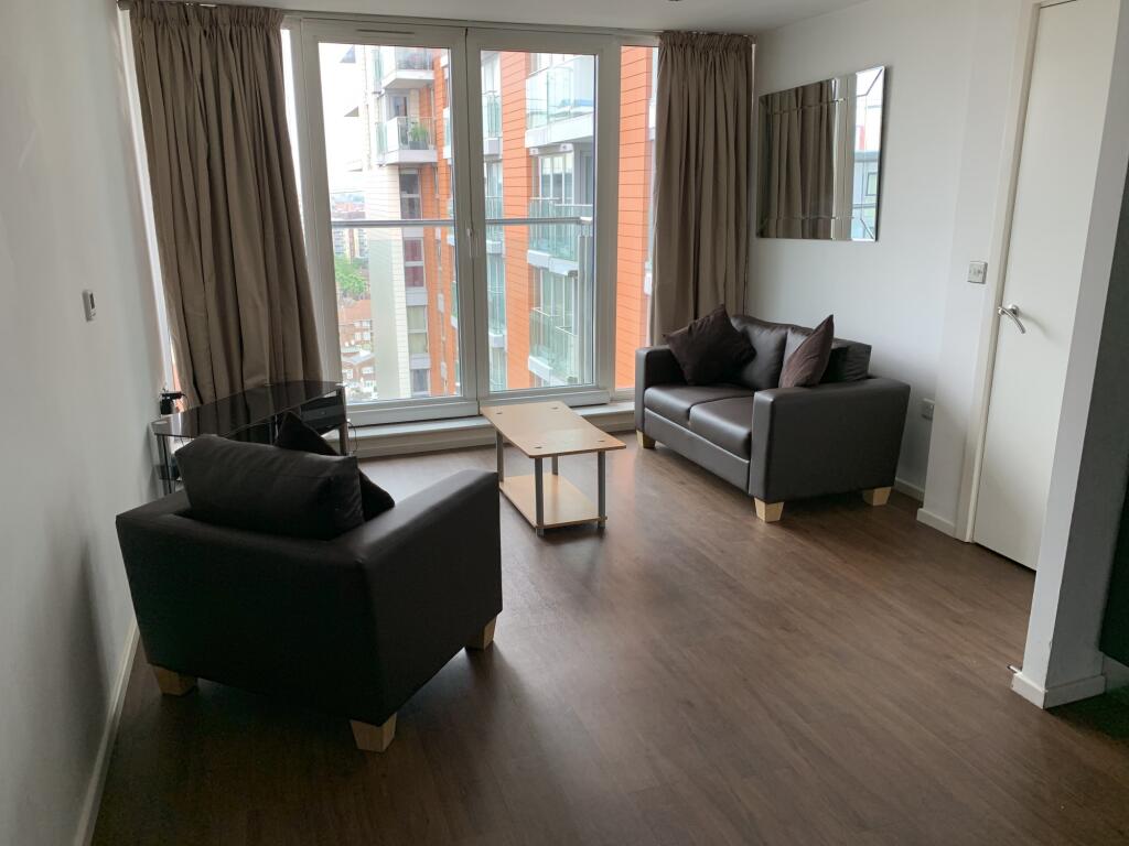 Main image of property: 18 Western Gateway, Docklands, London, E16