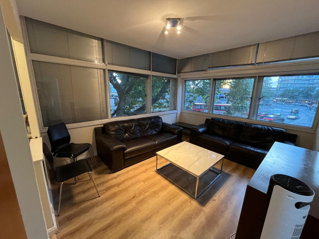 Main image of property: 119 Newington Causeway, Elephant and Castle, London, SE1