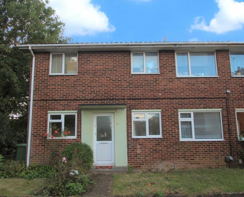 Property for rent in Norn Hill Close, Basingstoke, RG21