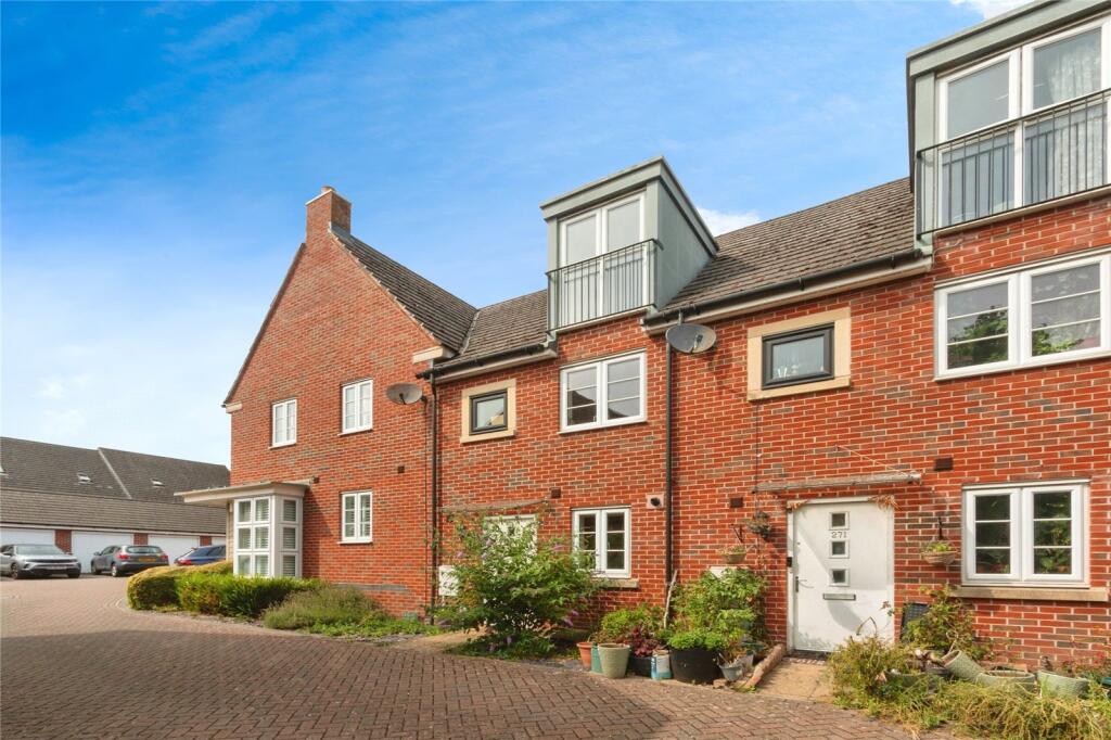 Main image of property: Sinclair Drive, Basingstoke, Hampshire, RG21