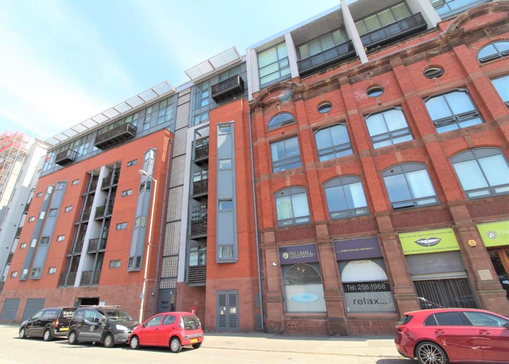 2 bedroom apartment for sale in Pall Mall, Liverpool, L3