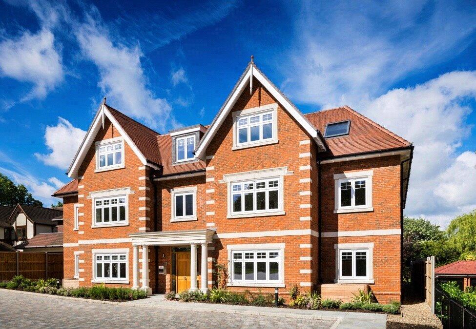 Main image of property: Cockfosters Road, Hadley Wood, EN4