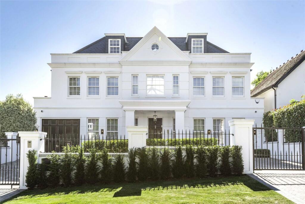 Main image of property: Tolmers Road, Cuffley, Hertfordshire, EN6