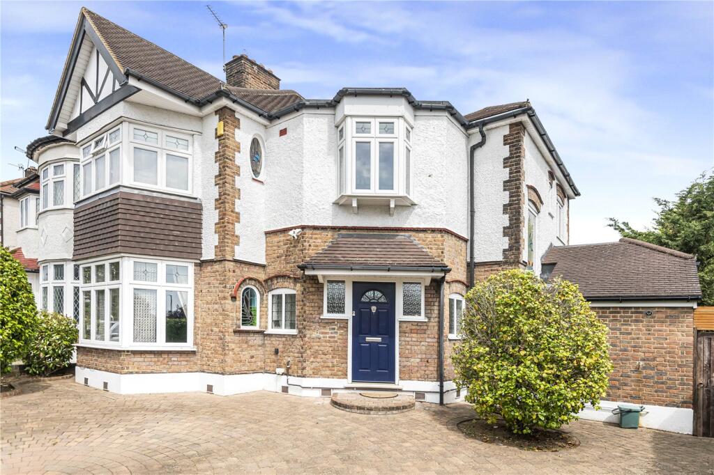 Main image of property: Hoodcote Gardens, London, N21