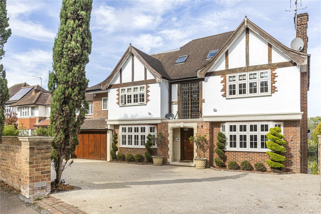 7 bedroom detached house for sale in Lancaster Avenue, Hadley Wood, EN4