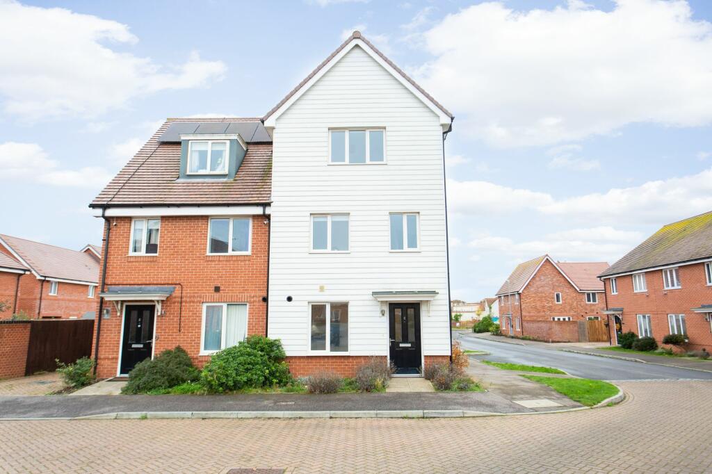 4 bedroom semi-detached house