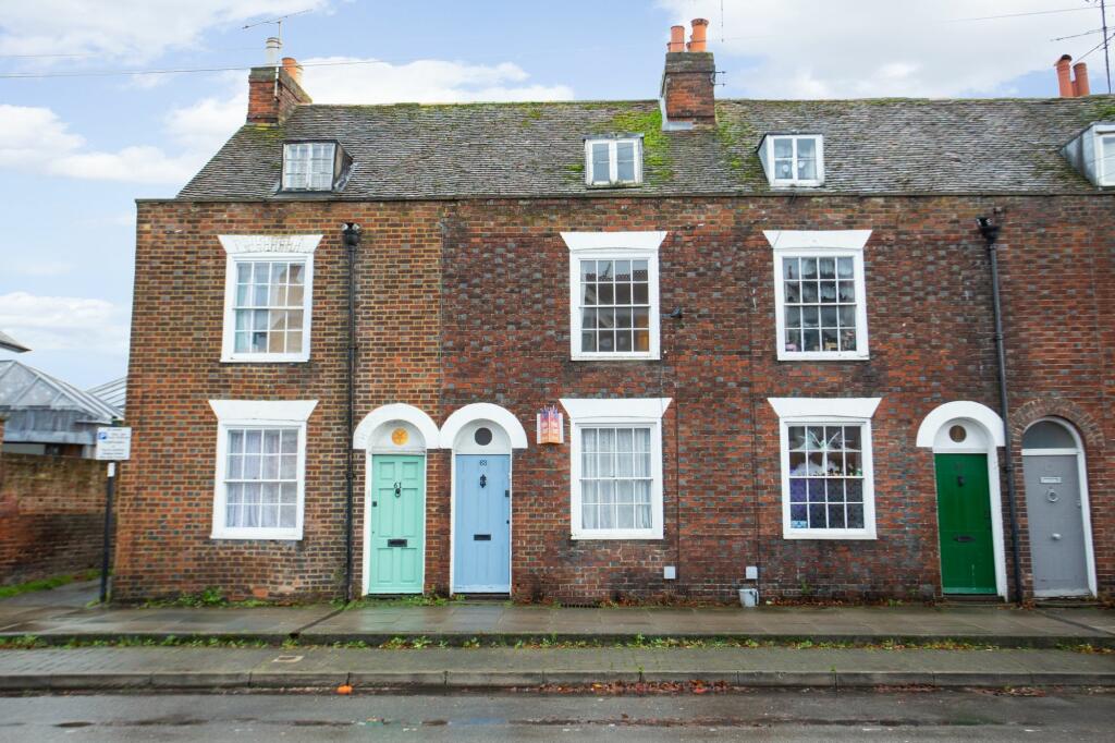 3 bedroom terraced house