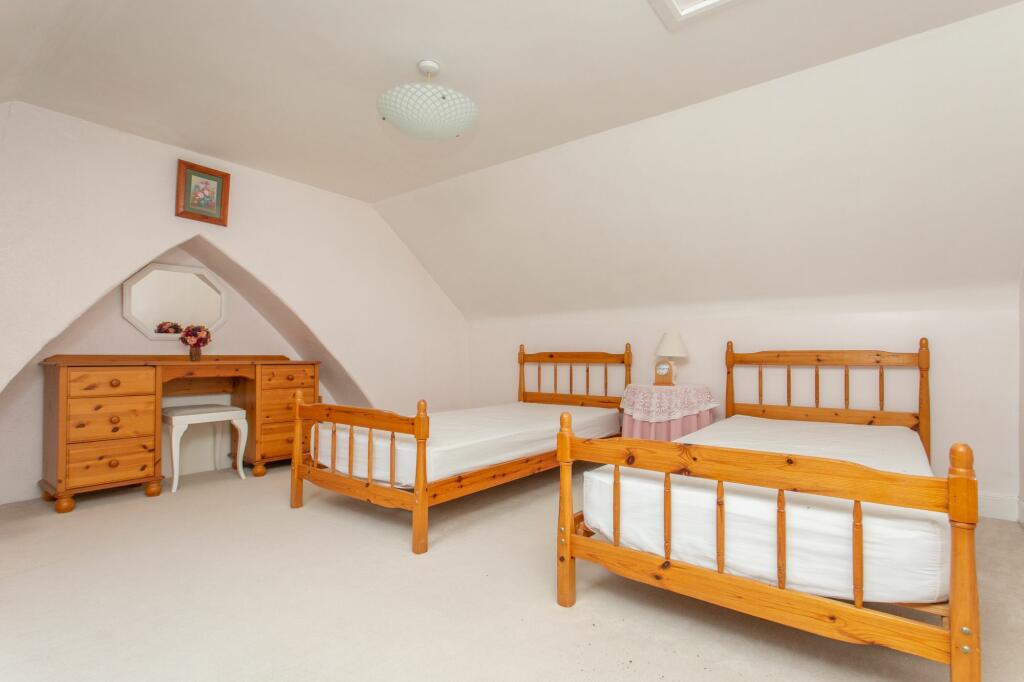 Additional property image - The Green, Chartham, CT4