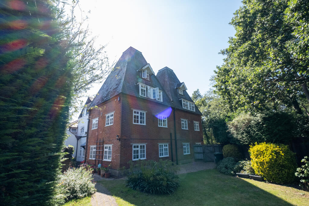 Main image of property: Littlebourne Road, Canterbury, Kent, CT3
