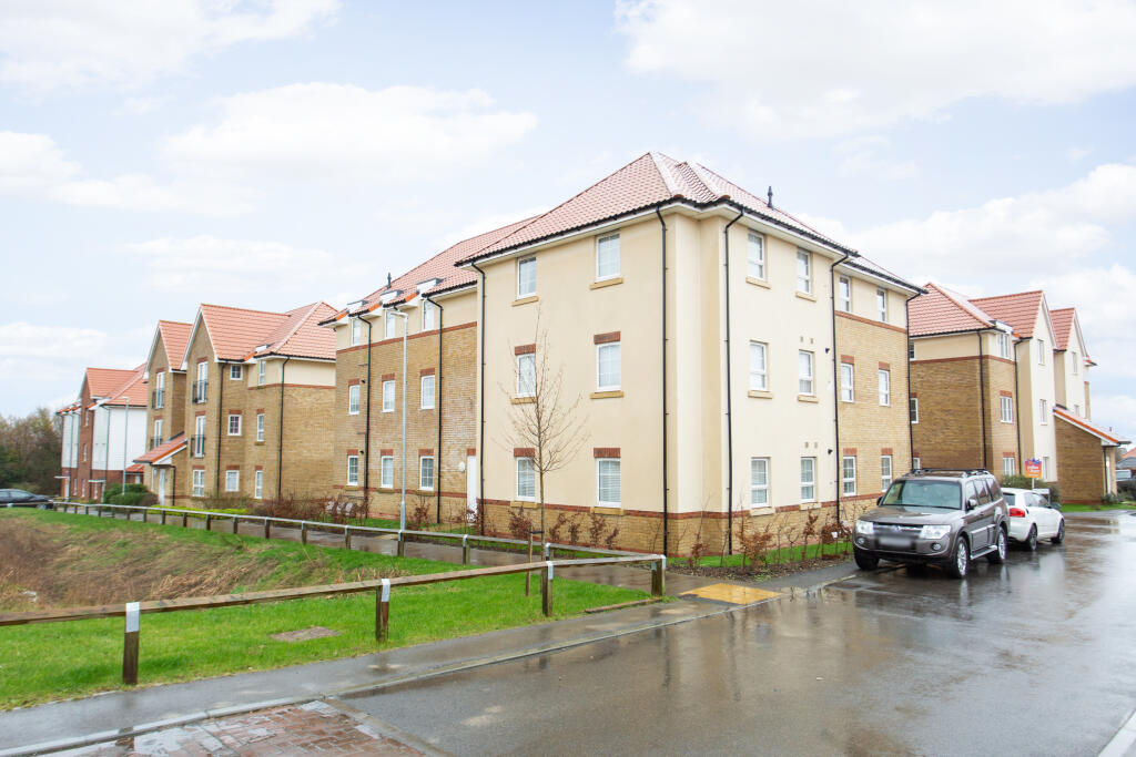 Main image of property: Fife Way, Aylesham, Canterbury, Kent, CT3