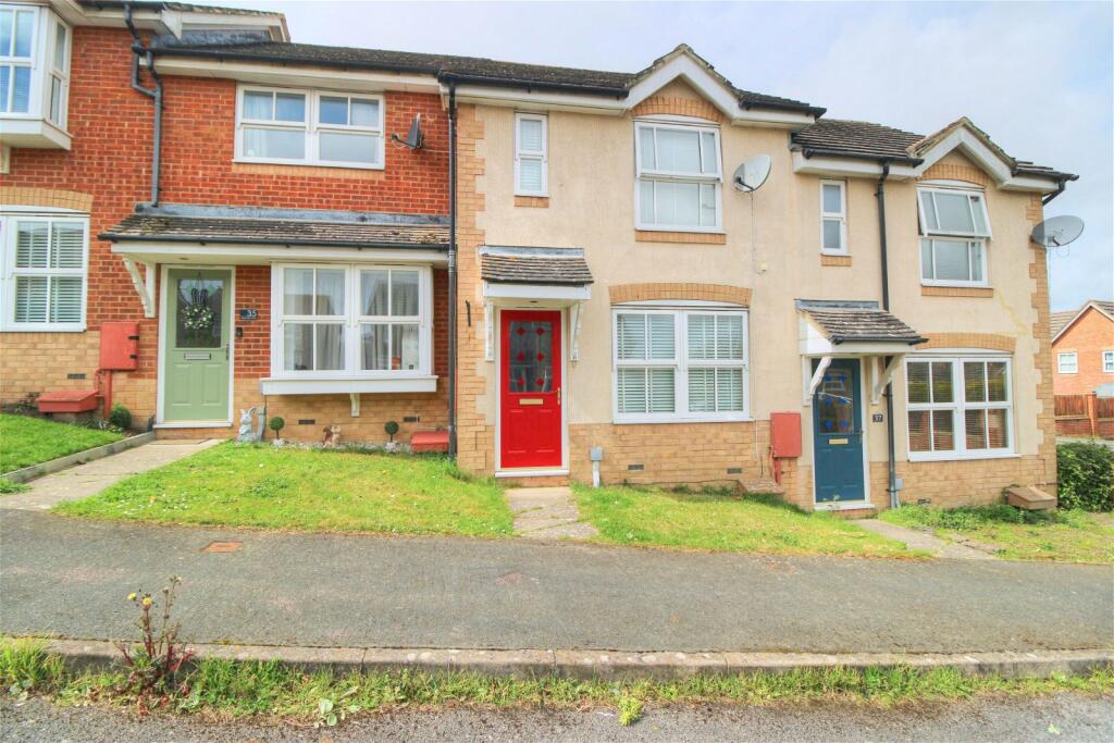 2 bedroom terraced house for sale in Beechfield Close, Stone Cross