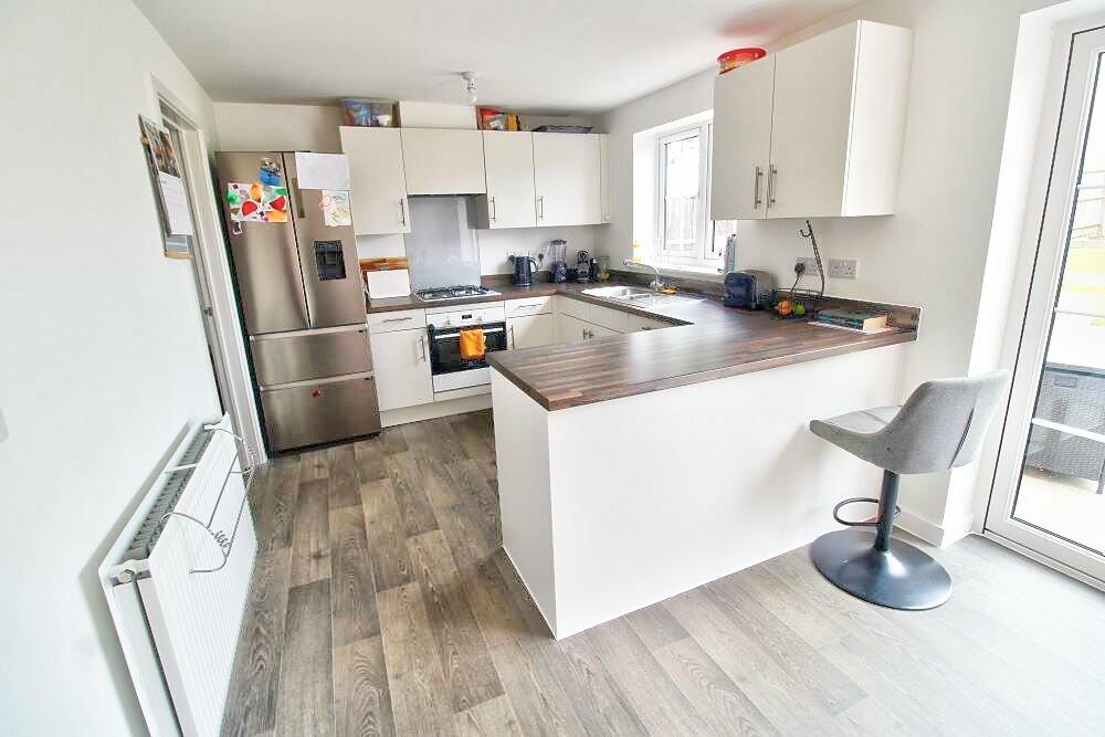 Additional property image - Mallow Drive, Stone Cross, BN24 5GR