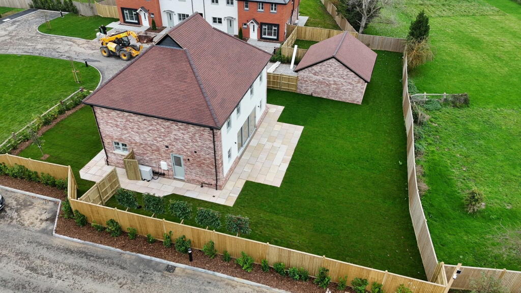 Additional property image - Primrose Mill Gardens, Hailsham, East Sussex, BN27 2GY