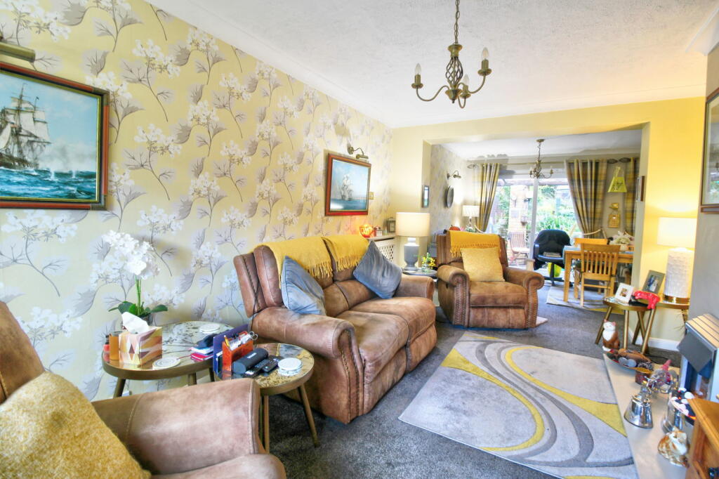 Additional property image - Court Road, Eastbourne, BN22 9EZ