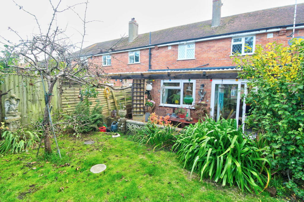 Additional property image - Court Road, Eastbourne, BN22 9EZ