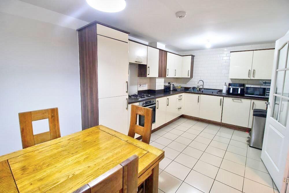 Additional property image - Carnforth Crescent, Eastbourne, BN23 8NJ