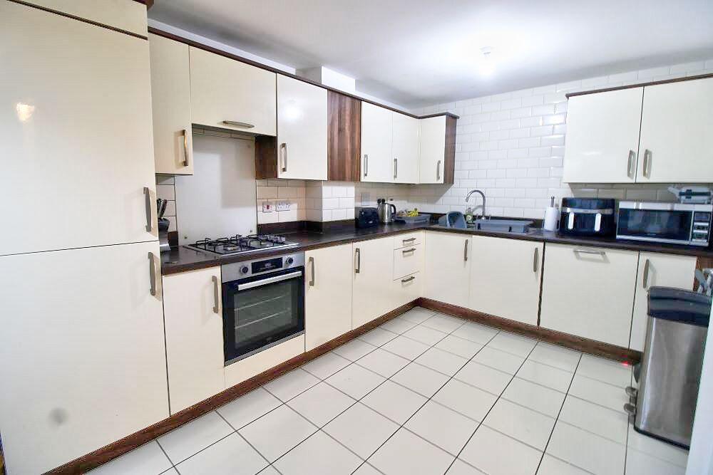 Additional property image - Carnforth Crescent, Eastbourne, BN23 8NJ