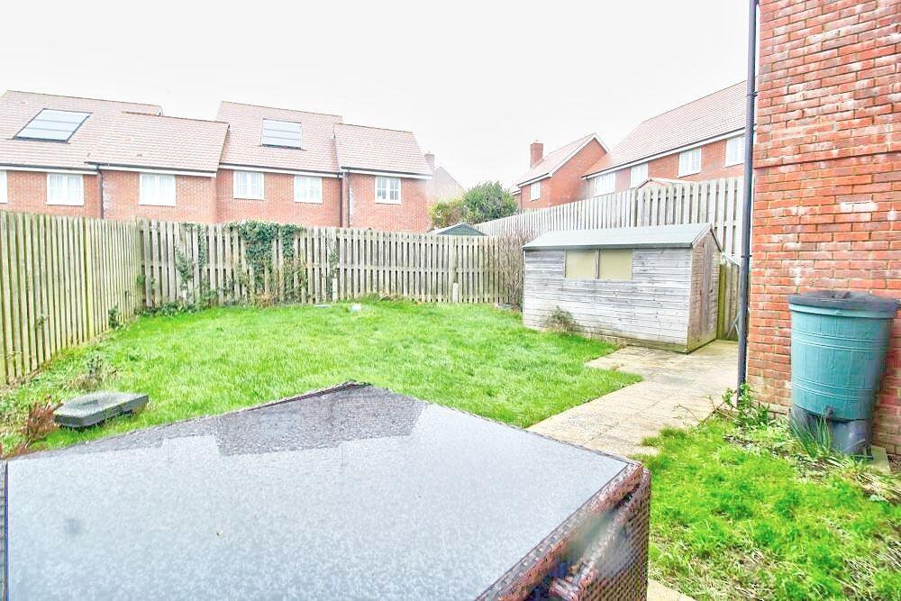Additional property image - Carnforth Crescent, Eastbourne, BN23 8NJ