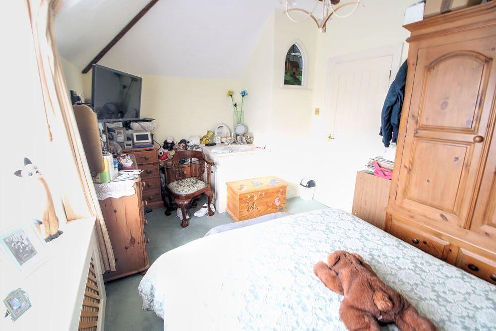 Additional property image - Roselands Avenue, Eastbourne, BN22 8NX