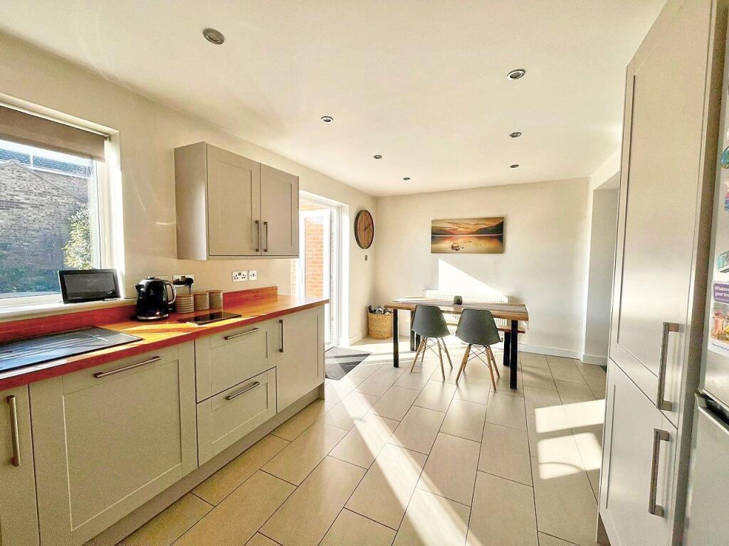 Additional property image - Jerome Close, Eastbourne, BN23 7QY