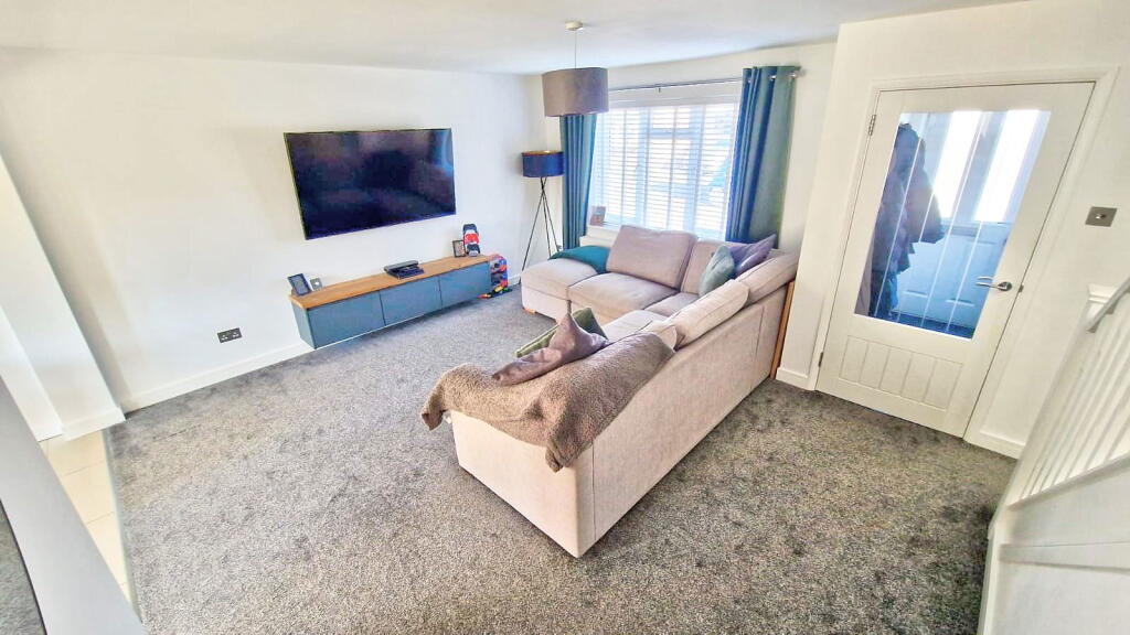 Additional property image - Jerome Close, Eastbourne, BN23 7QY