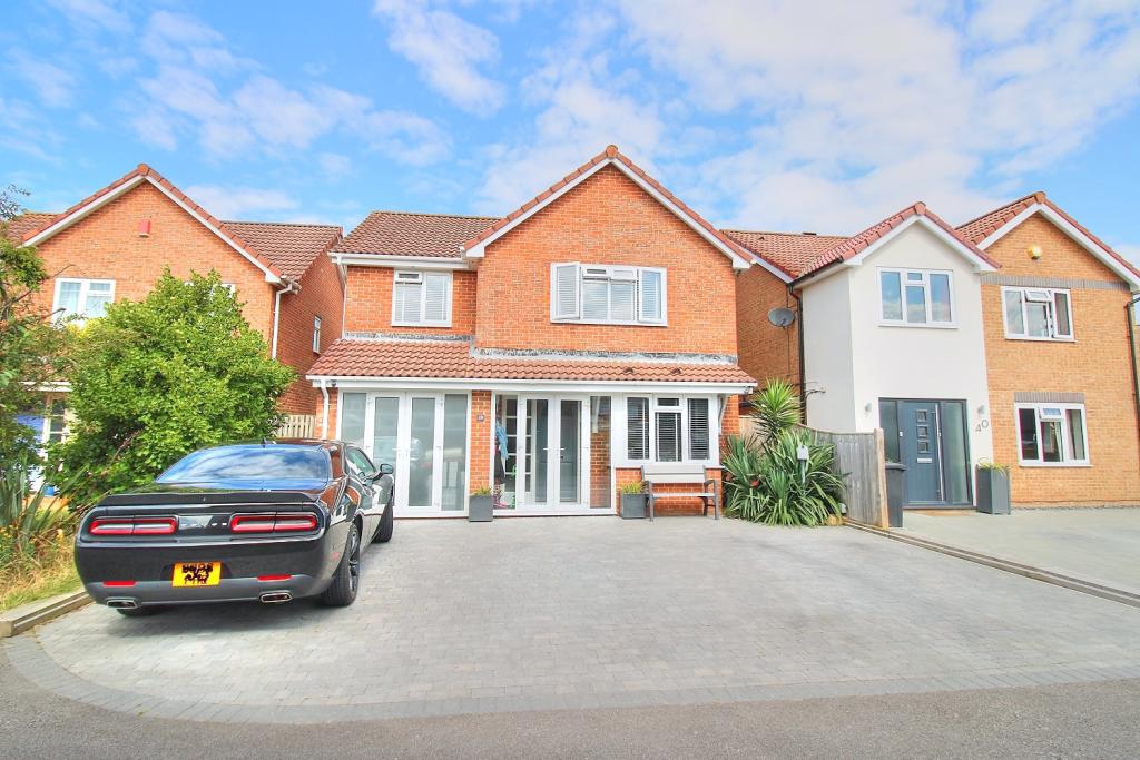 4 bedroom detached house for sale in Boston Close, Eastbourne, BN23