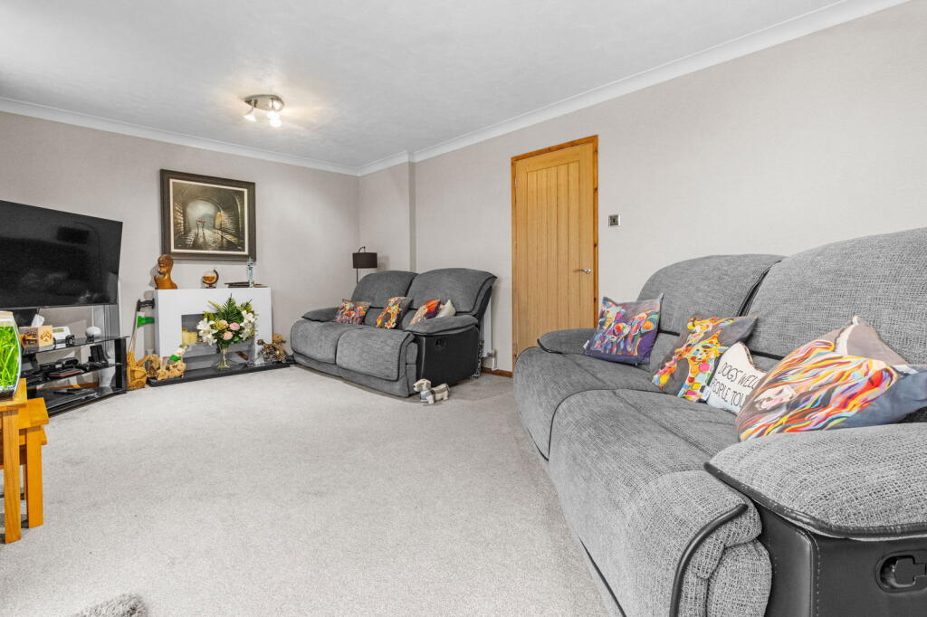 Additional property image - Brendon Close, Eastbourne, BN23 8AF