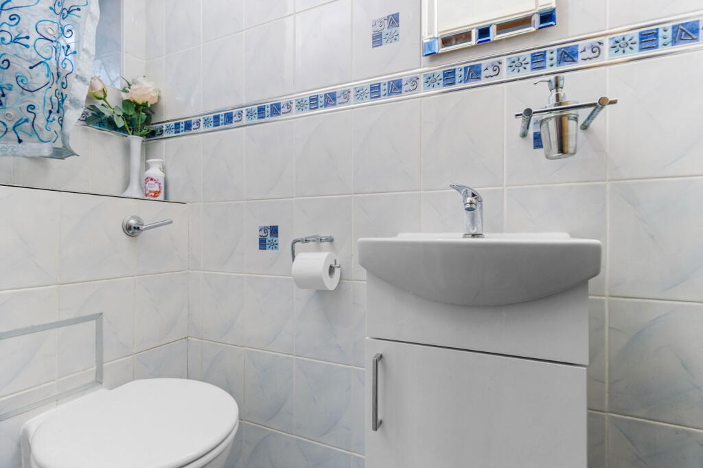 Additional property image - Brendon Close, Eastbourne, BN23 8AF