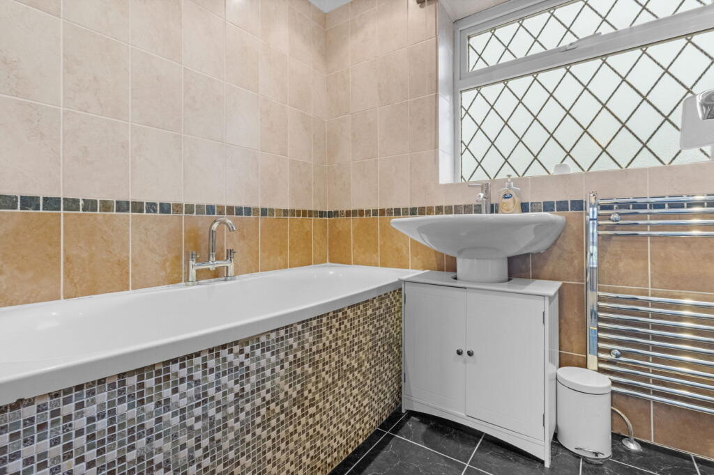 Additional property image - Brendon Close, Eastbourne, BN23 8AF