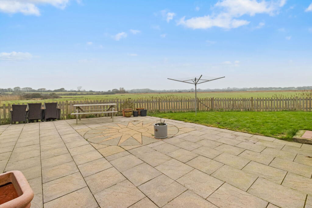 Additional property image - Brendon Close, Eastbourne, BN23 8AF