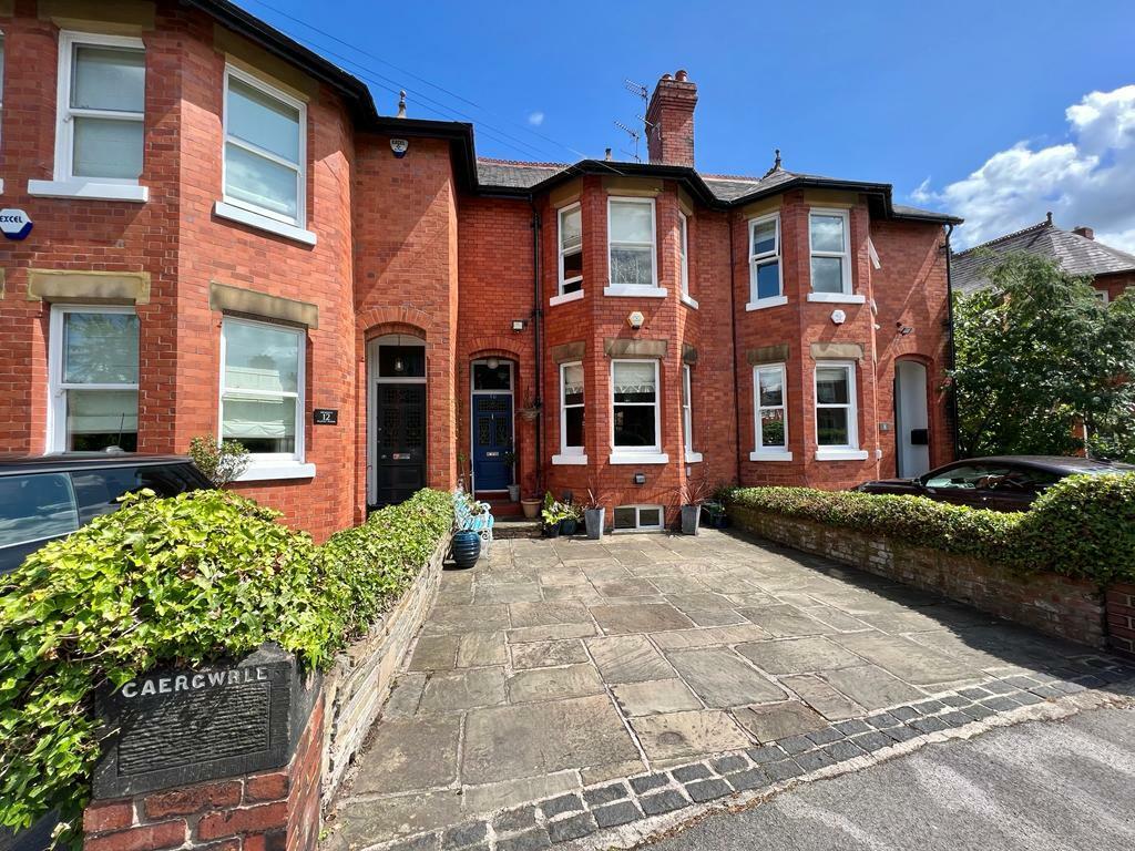 4 bedroom terraced house for sale in Albert Road, Hale, WA15