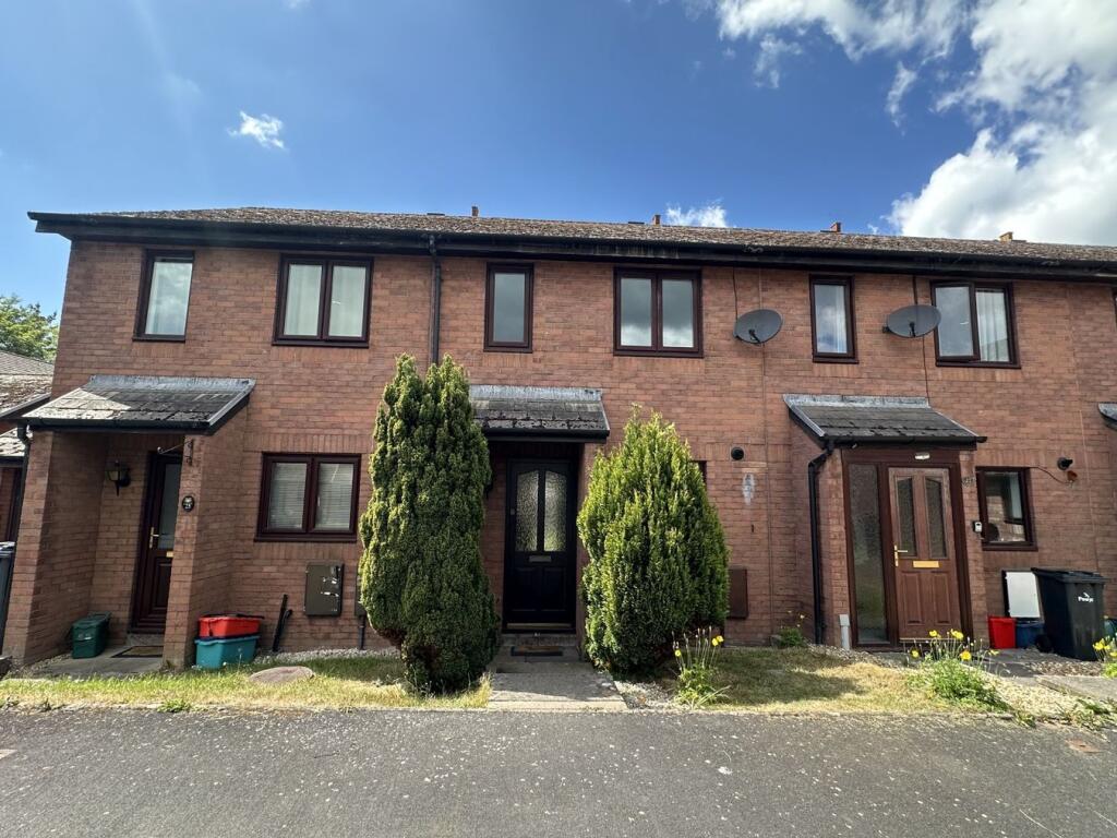2 bedroom terraced house
