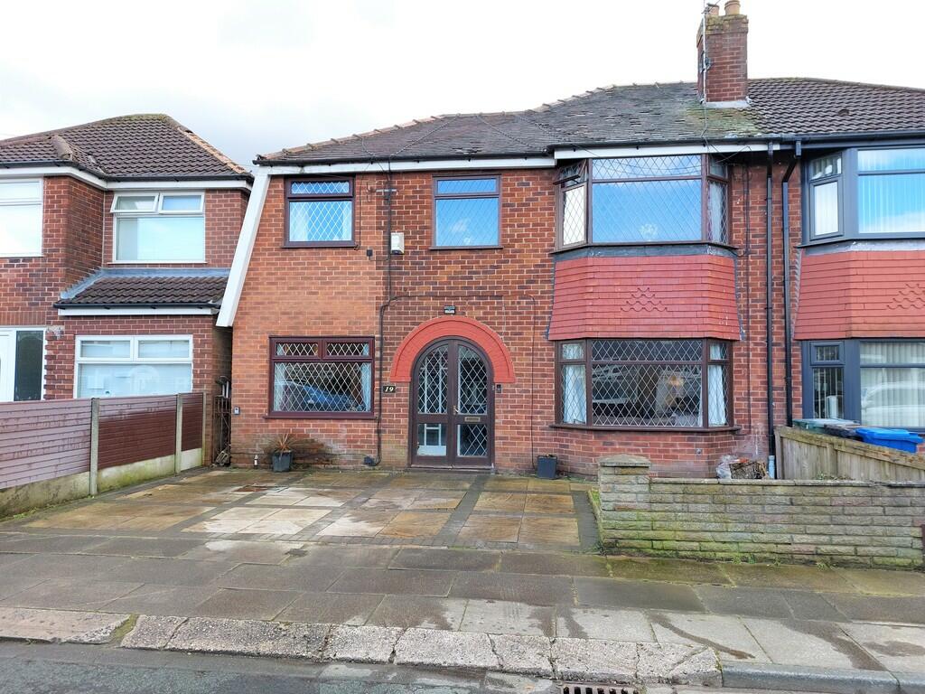 4 bedroom semidetached house for sale in Alexander Drive, Unsworth, Bury, BL9
