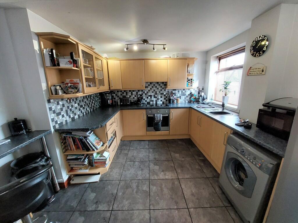 4 bedroom semidetached house for sale in Alexander Drive, Unsworth