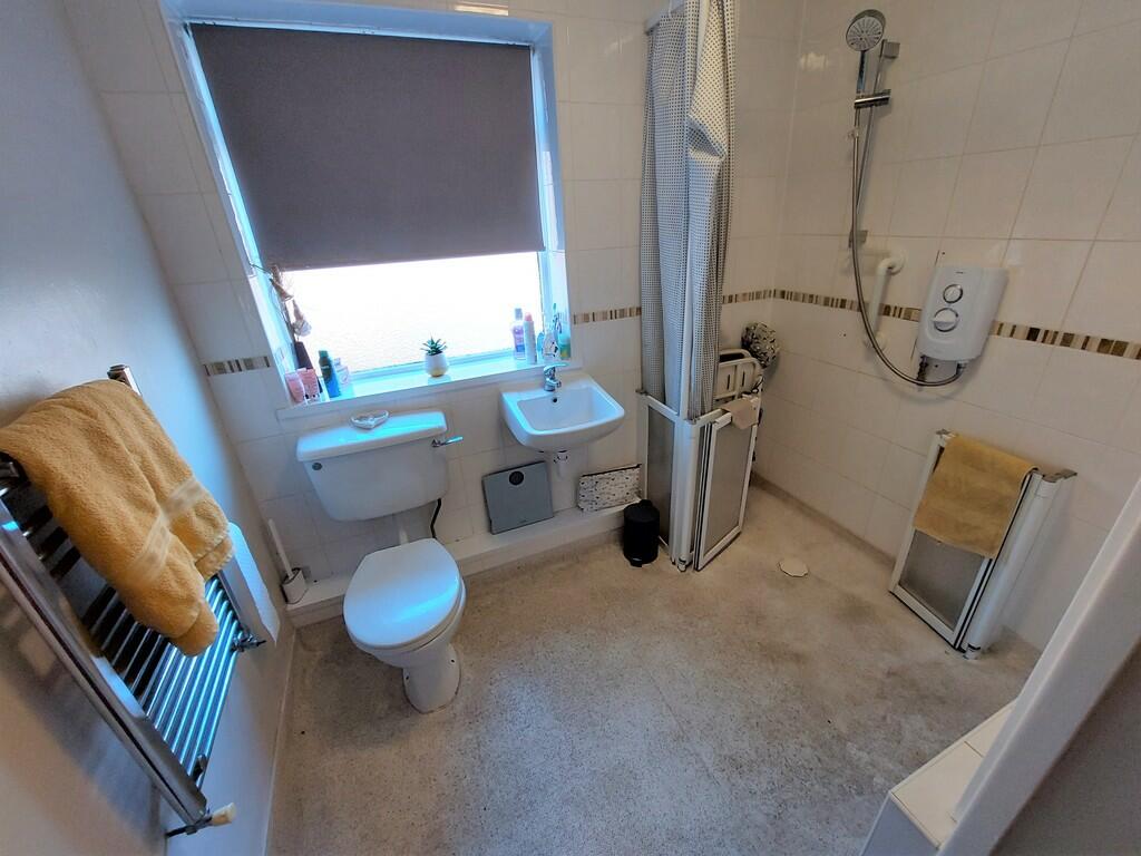 4 bedroom semidetached house for sale in Alexander Drive, Unsworth