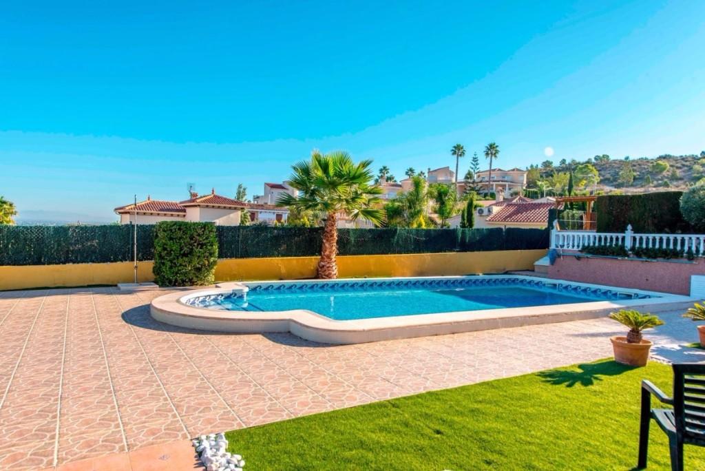 5 bedroom villa for sale in Almoradí, Alicante, Valencia, Spain