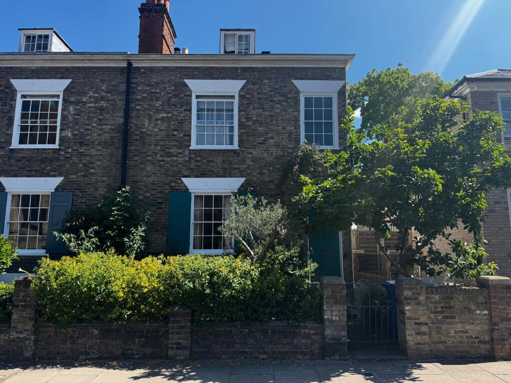 Main image of property: South Road, Faversham