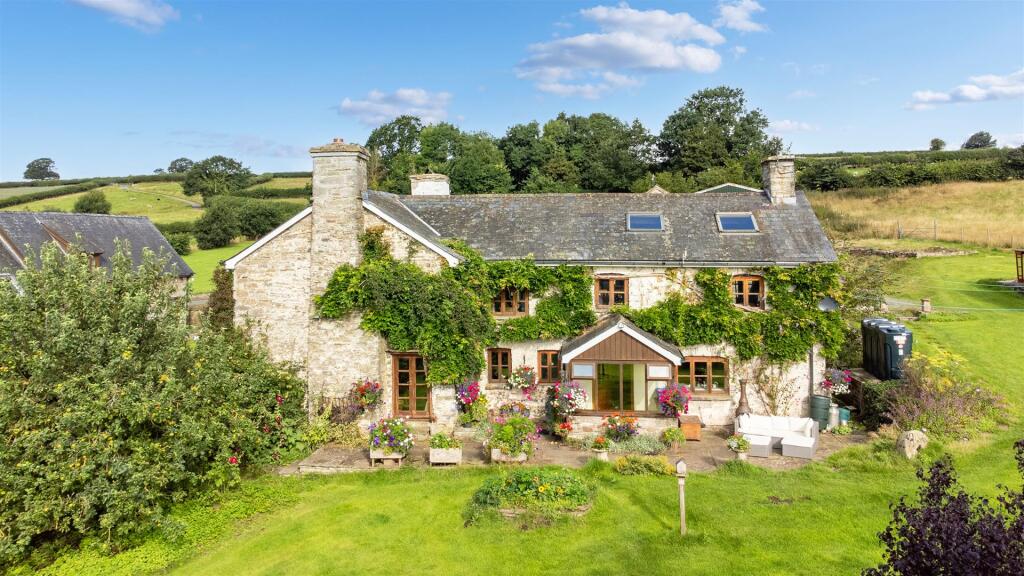 Main image of property: Clyro, Hereford