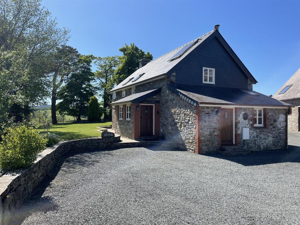 Main image of property: Crickadarn, Builth Wells