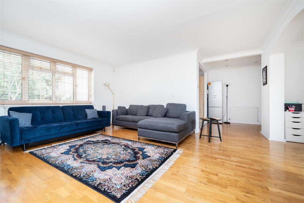 Main image of property: Robert Close, Little Venice, W9