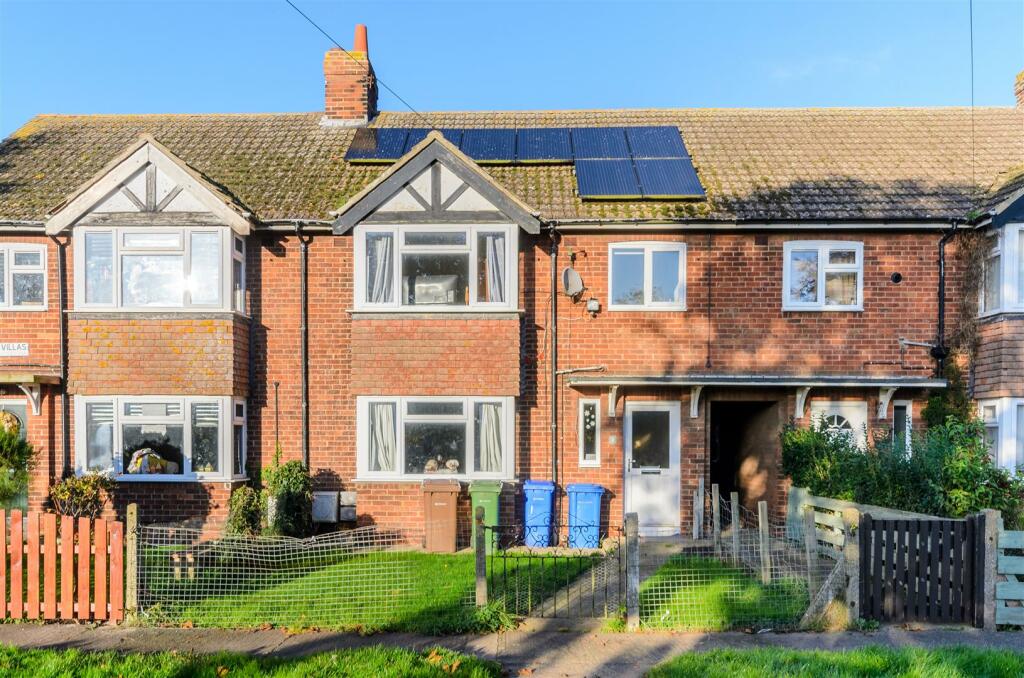 3 bedroom terraced house for sale in Kelk Villas, Welwick, HU12