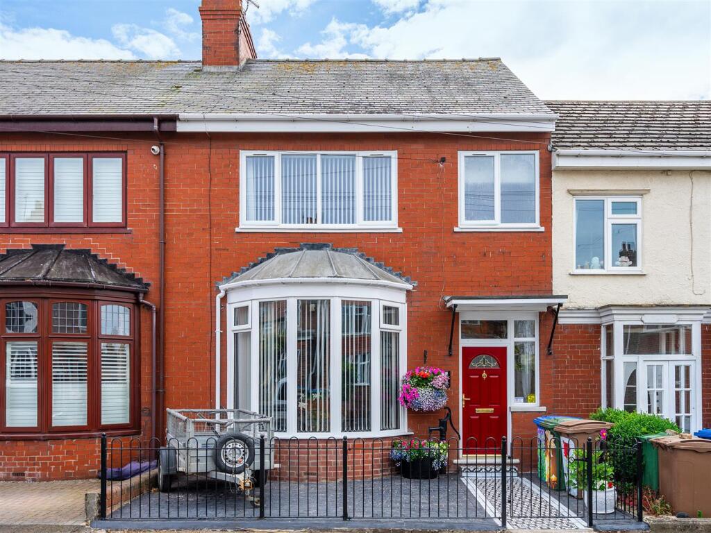 Main image of property: Park Avenue, Withernsea